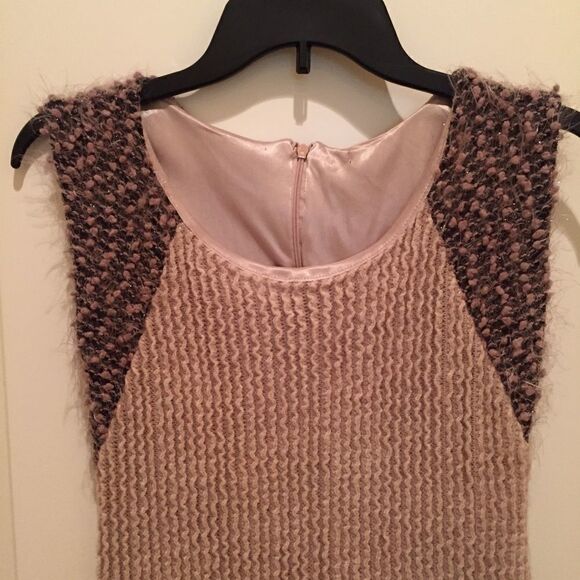 Fuzzy Sleeveless Dress   - Picture 3 of 8